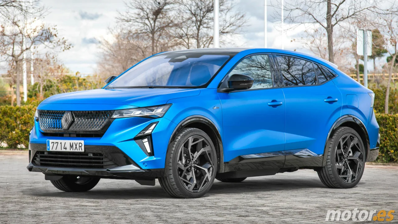 Renault pone precio al nuevo Rafale, así queda la gama 2026 del mejorado SUV Coupé con más tecnología