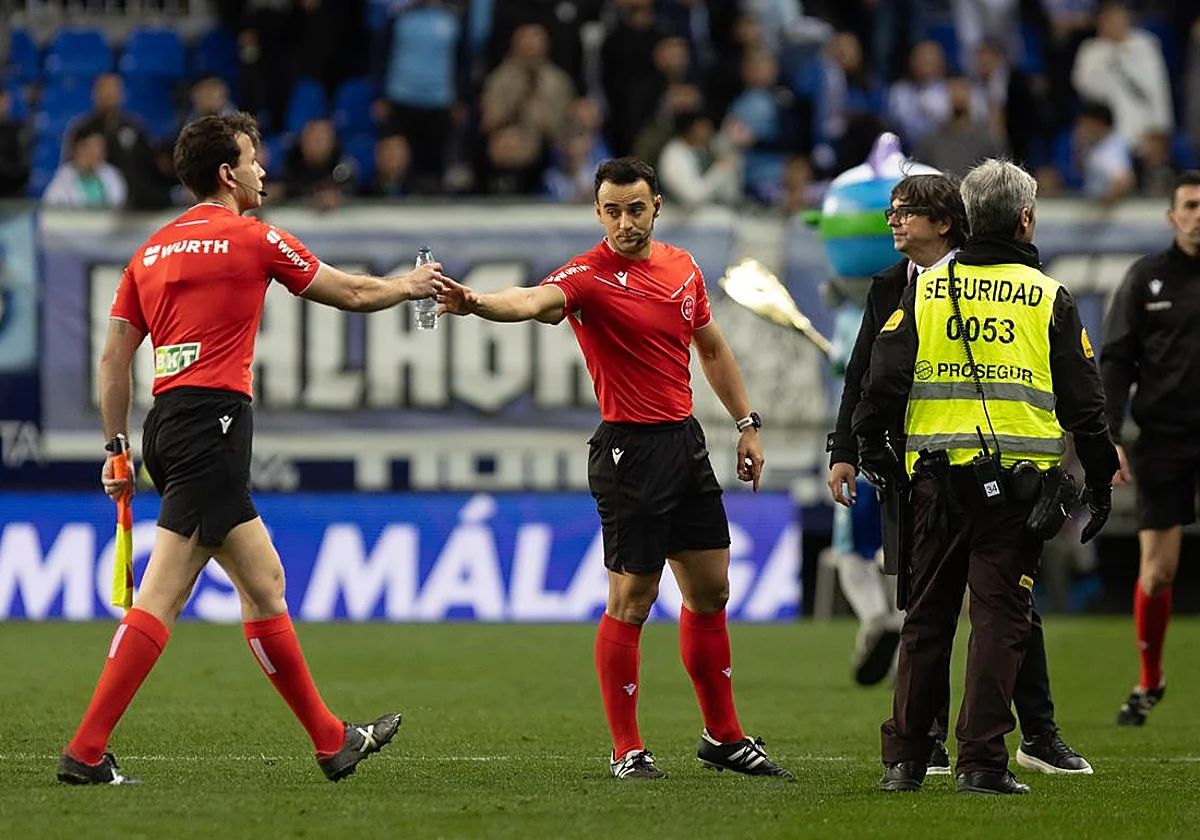 El Málaga, confiado en las pesquisas para identificar al autor del botellazo