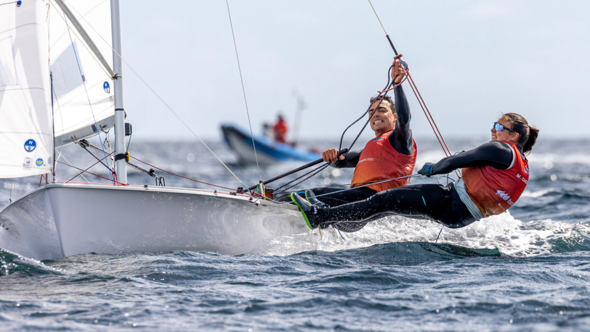 Buen comienzo de Xammar y Cardona en su defensa del título europeo de 470 mixto