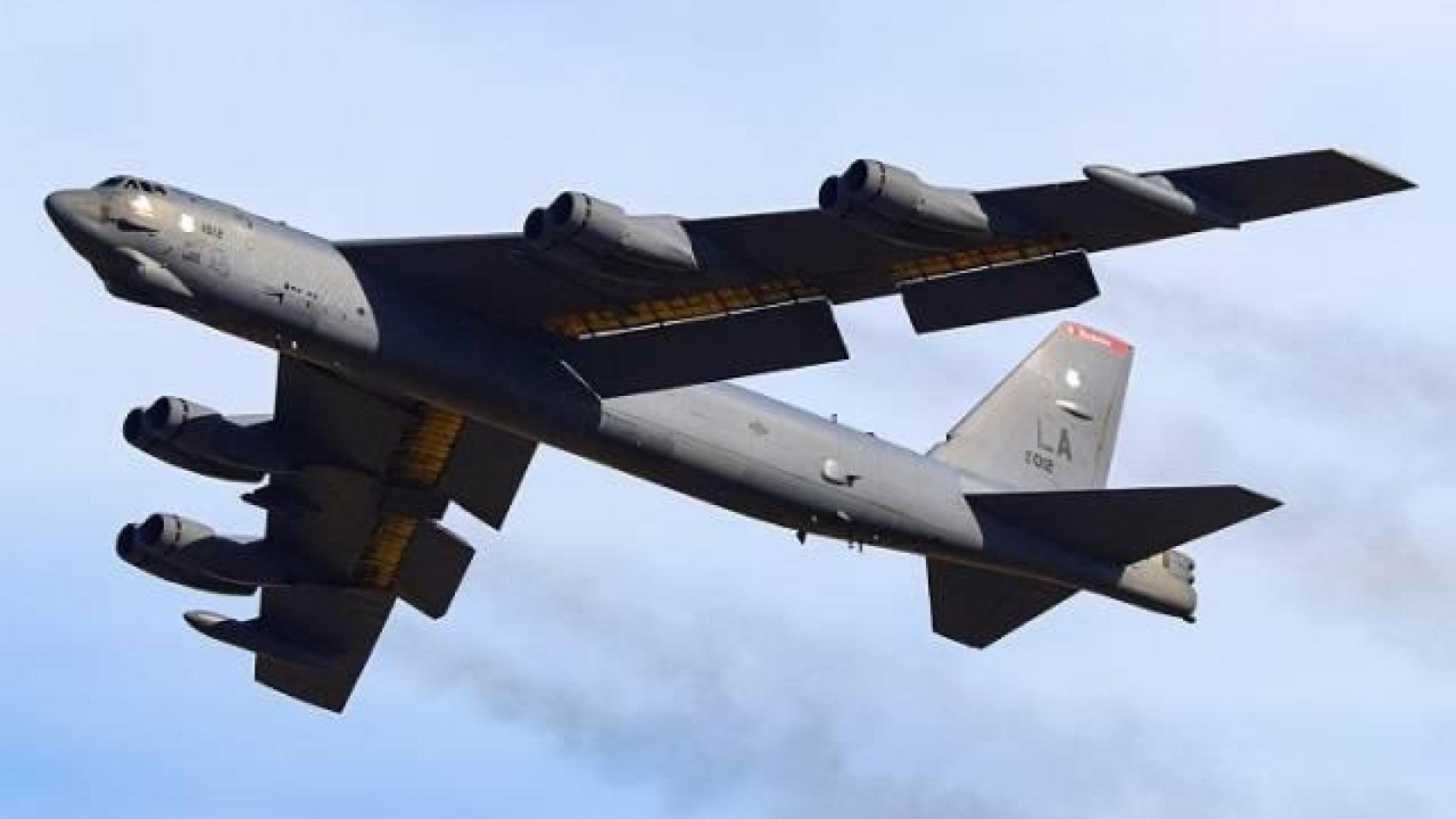 EEUU despliega bombarderos estratégicos B-52 en Reino Unido para reforzar su capacidad de ataque contra Irán