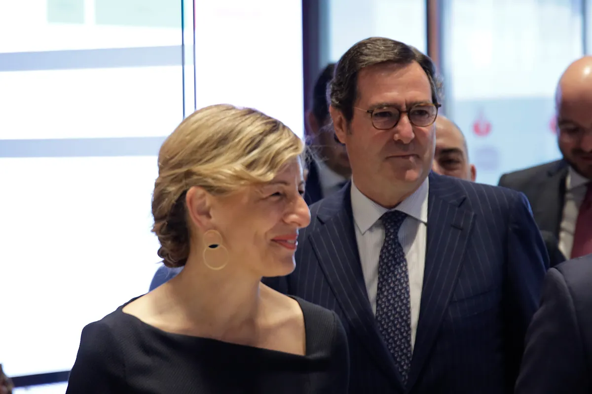 CEOE planta a Yolanda Díaz: no negociará incluir a los sindicatos en los consejos de las empresas