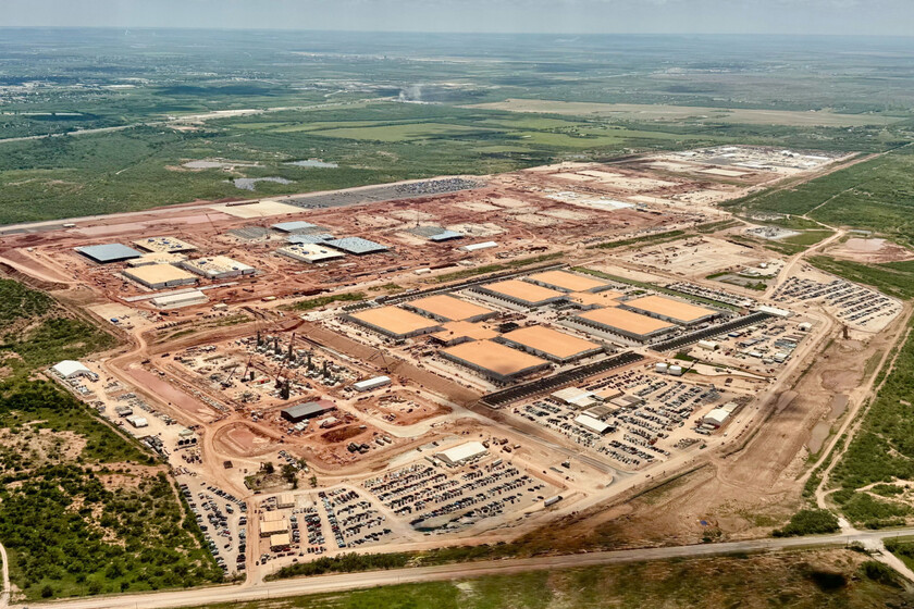 OpenAI está pisando el freno con Stargate. La razón: Oracle construye los centros de datos de ayer con la deuda de mañana