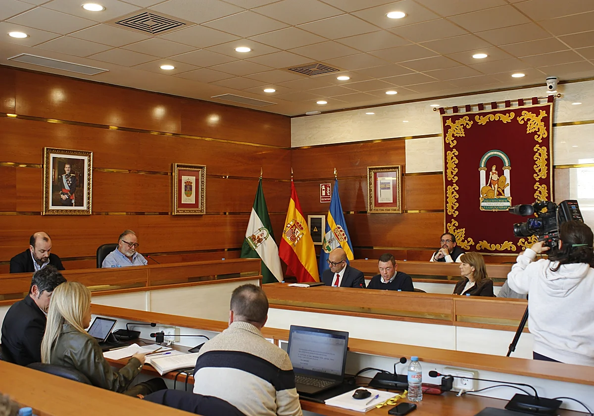 Un químico melómano, un defensor del folclore, una impulsora del asociacionismo y un amante de la sierra, nuevos hijos adoptivos de Alhaurín de la Torre