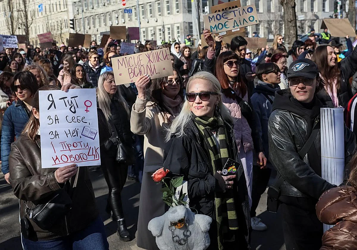 «Mi marido murió sin saber que soldados rusos me violaron mientras él estaba en el frente»