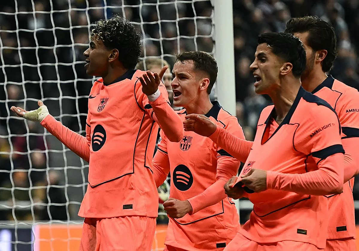 El Barça sale vivo de St James' Park