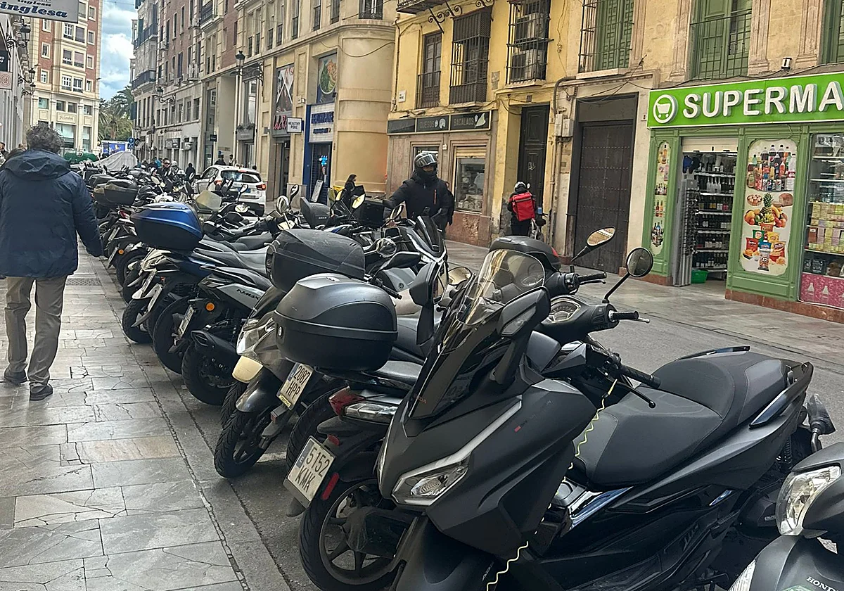 Aparcar tu moto en el centro cada día es más difícil