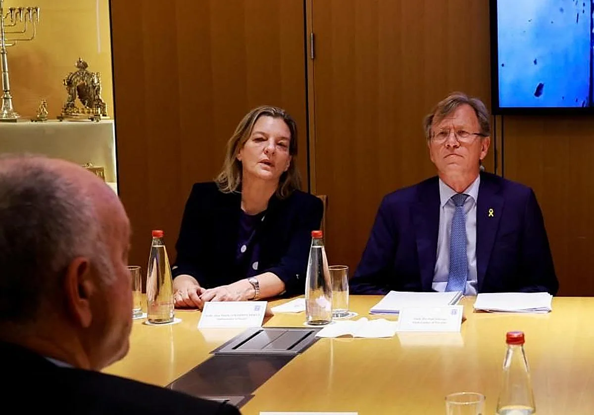 El Gobierno cesa a la embajadora en Israel tras el último choque con Netanyahu