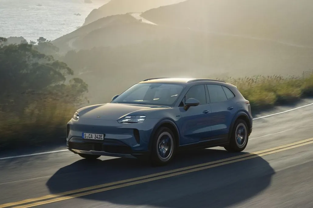 Porsche hunde su beneficio por el paso atrás en eléctricos, los aranceles y el desplome del lujo en China