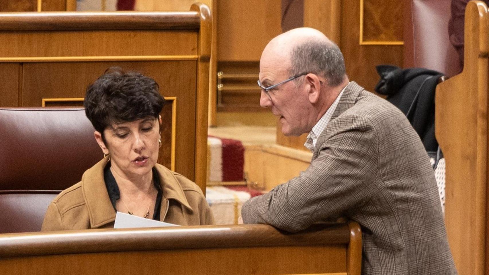 El PNV vuelve a impulsar una reforma constitucional que elimina el 155 y permite el 'derecho a decidir'