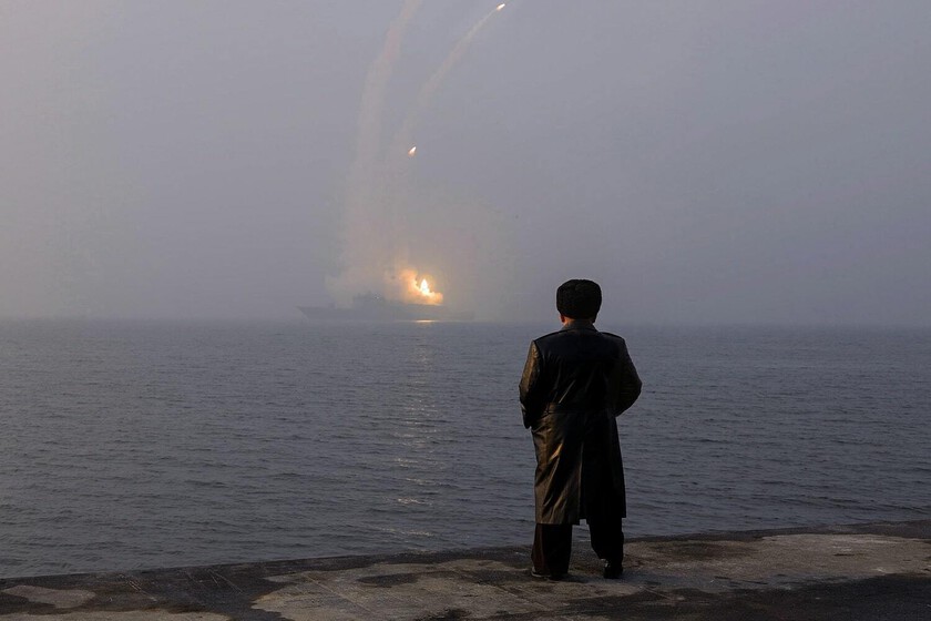 EEUU ha activado el plan B antes de que Irán tumbe su último radar: desarmar a Corea del Sur frente al nuevo “juguete” nuclear del Norte