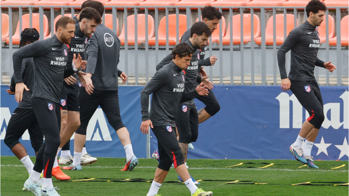 Barrios da el susto y se tiene que retirar del entrenamiento