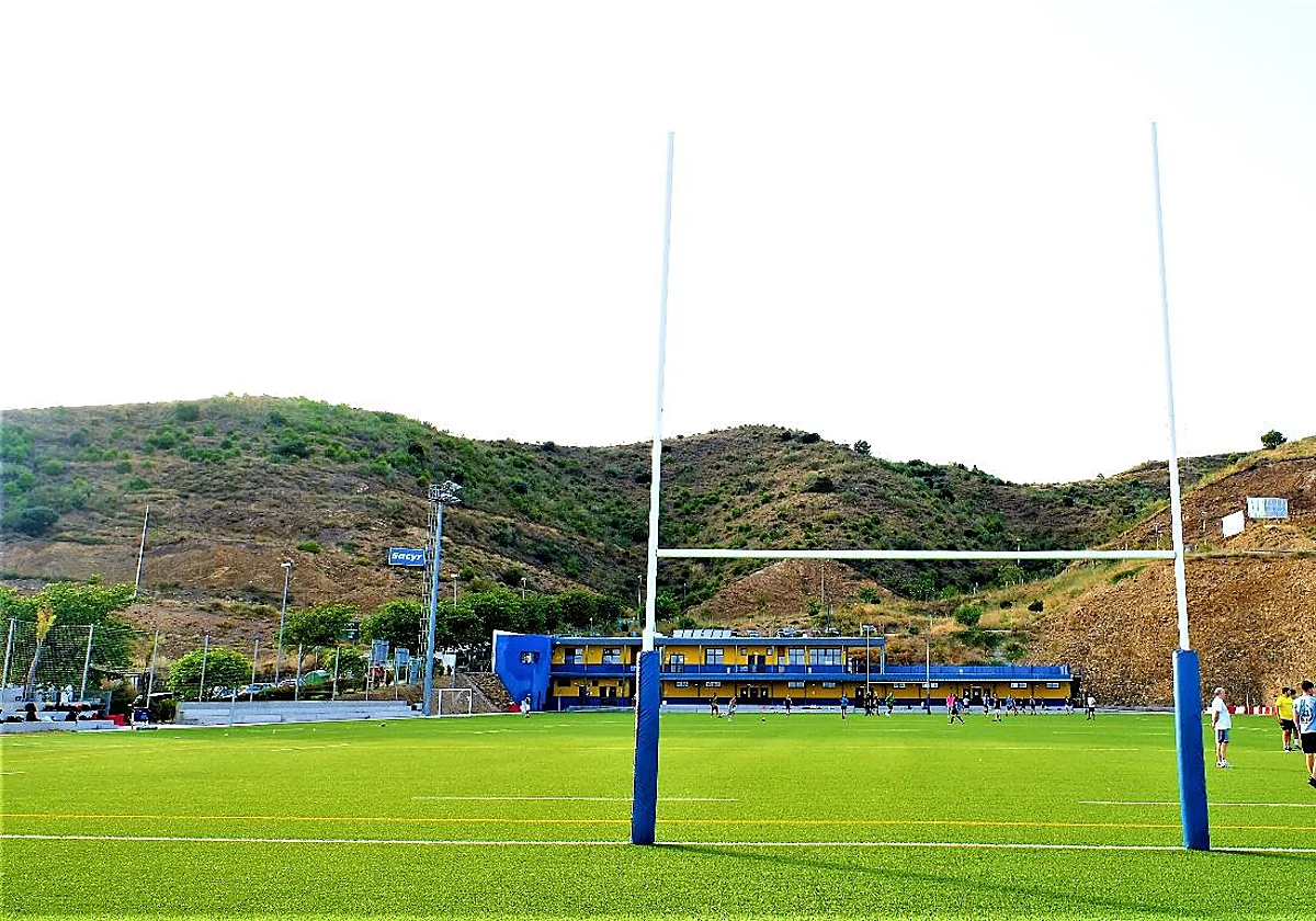Cinco equipos de rugby femenino se miden la segunda edición del Torneo La Tiburona de Rincón de la Victoria