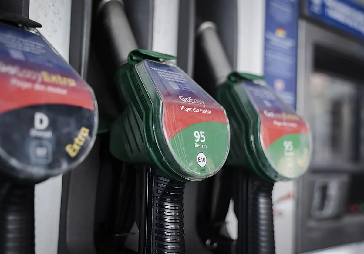 El diésel se dispara un 14% y confirma el 'sorpasso' sobre la gasolina