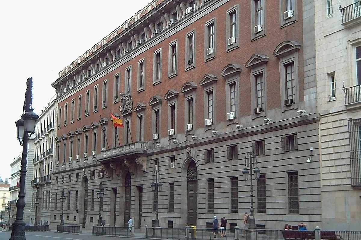 La UCO registra Correos y las sedes de los ministerios de Hacienda y Transición Ecológica