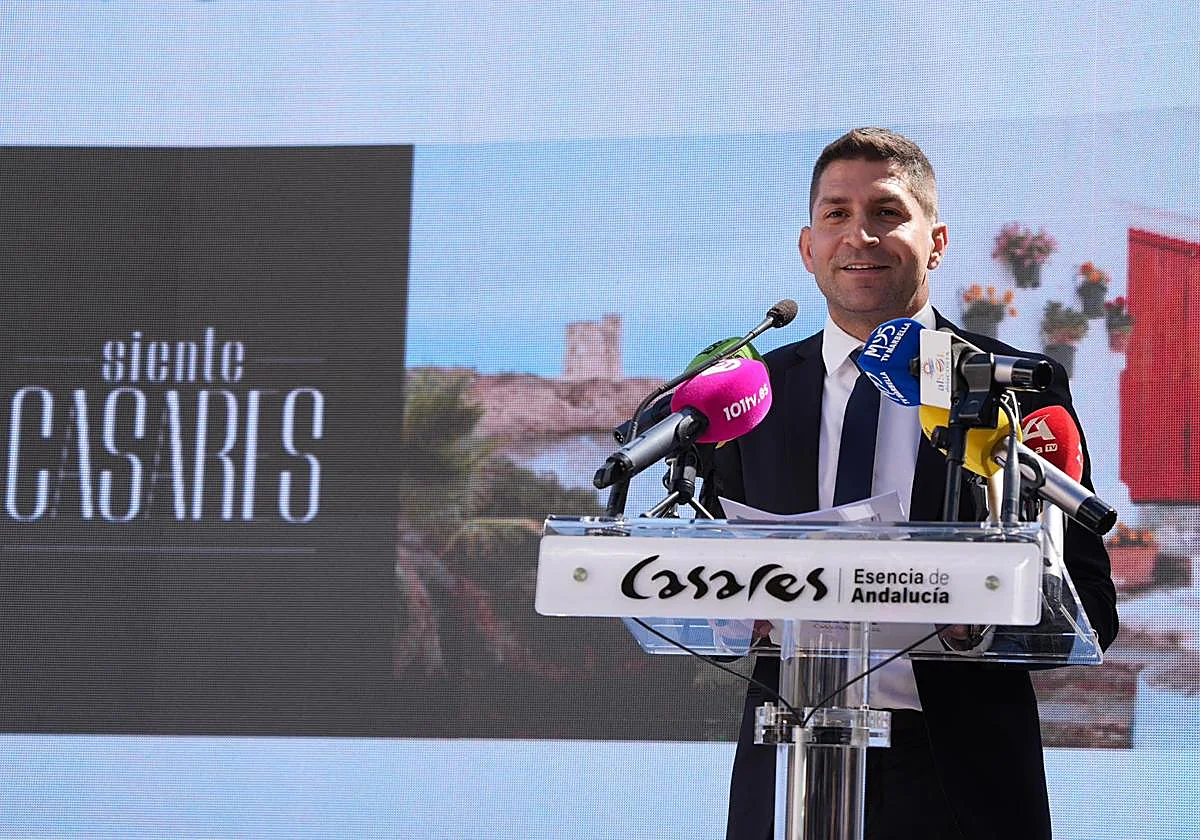 Casares launches ‘365 days a year’ tourism campaign