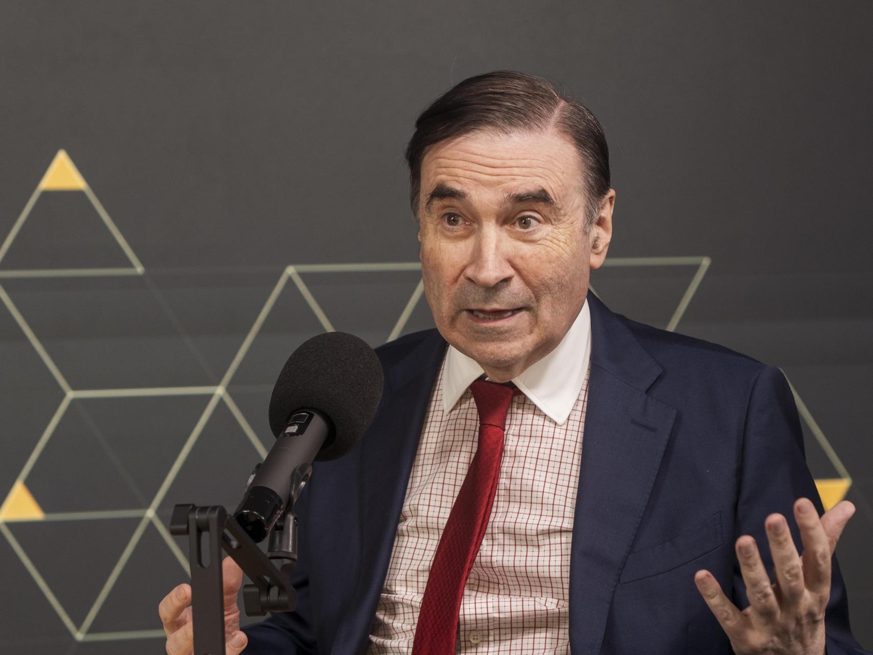 Pedro J. Ramírez: "Sánchez es el gobernante occidental que más está apostando por el fracaso de Trump en la guerra de Irán"