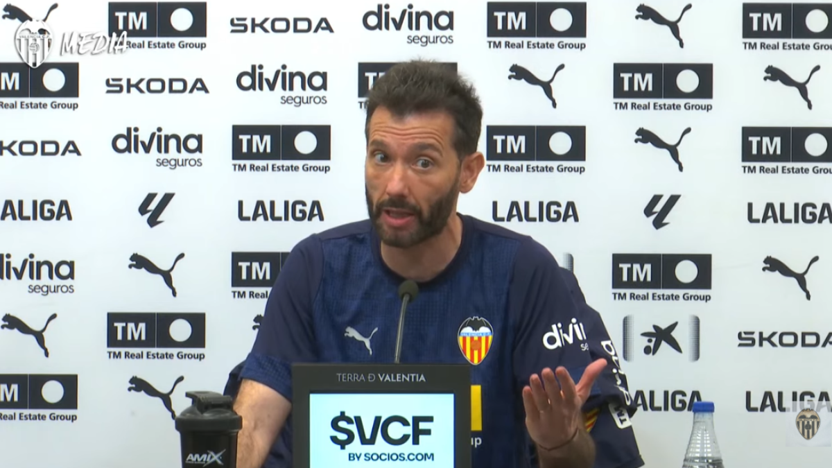 Corberán, sobre si el Valencia puede aspirar a Europa: “Eso es ruido, no beneficia en absoluto”