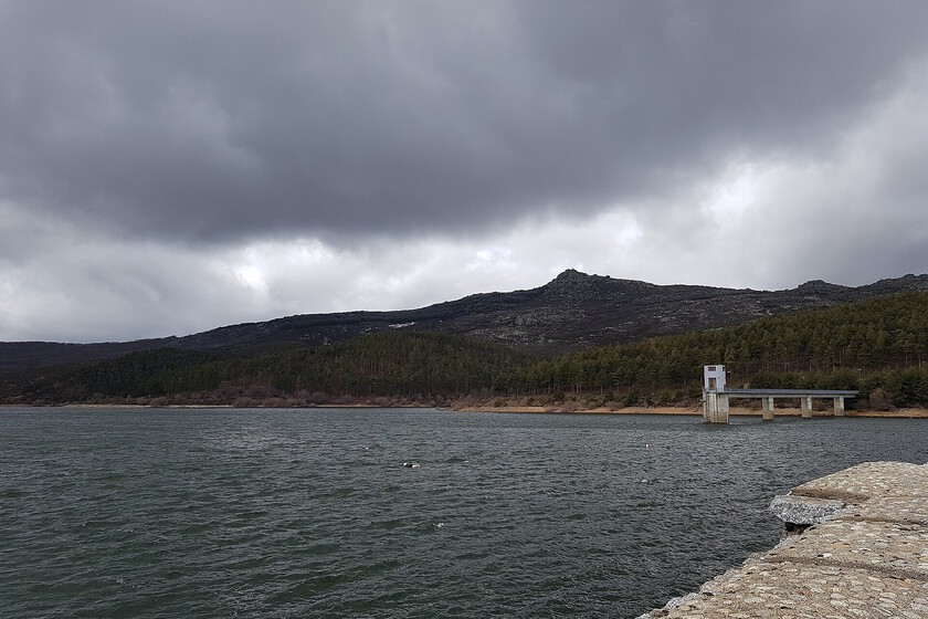 Los embalses del Tajo han alcanzado su nivel máximo. La respuesta de las autoridades ha sido vaciarlos de inmediato