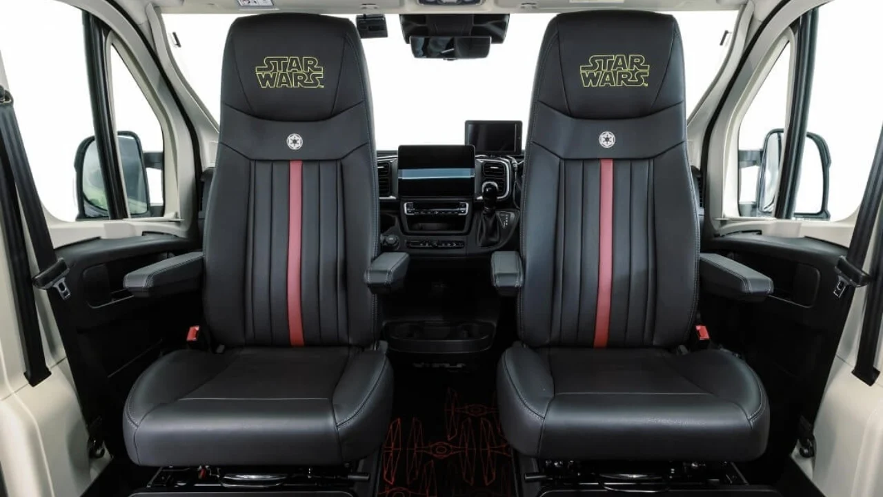 La furgoneta de Darth Vader existe, cuesta 120.000 € y solo habrá cinco en toda la galaxia