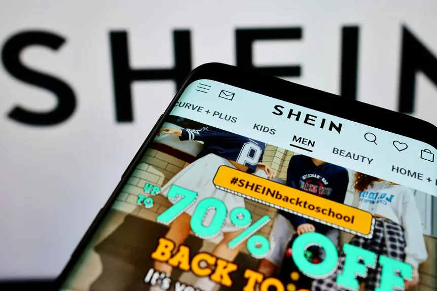 La UE impone una tasa de tres euros a los paquetes 'low-cost' de plataformas como Temu o Shein