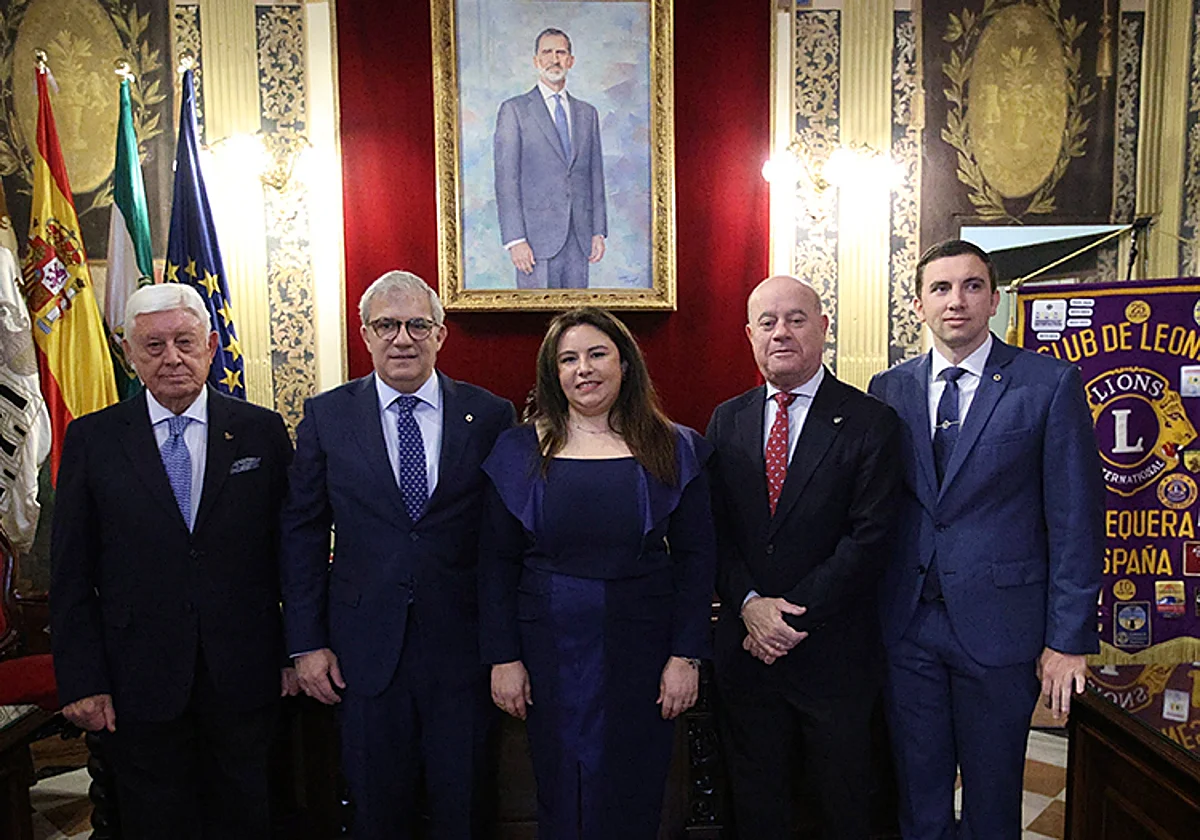 El colectivo de alzhéimer en Antequera, premiado por el Club de Leones