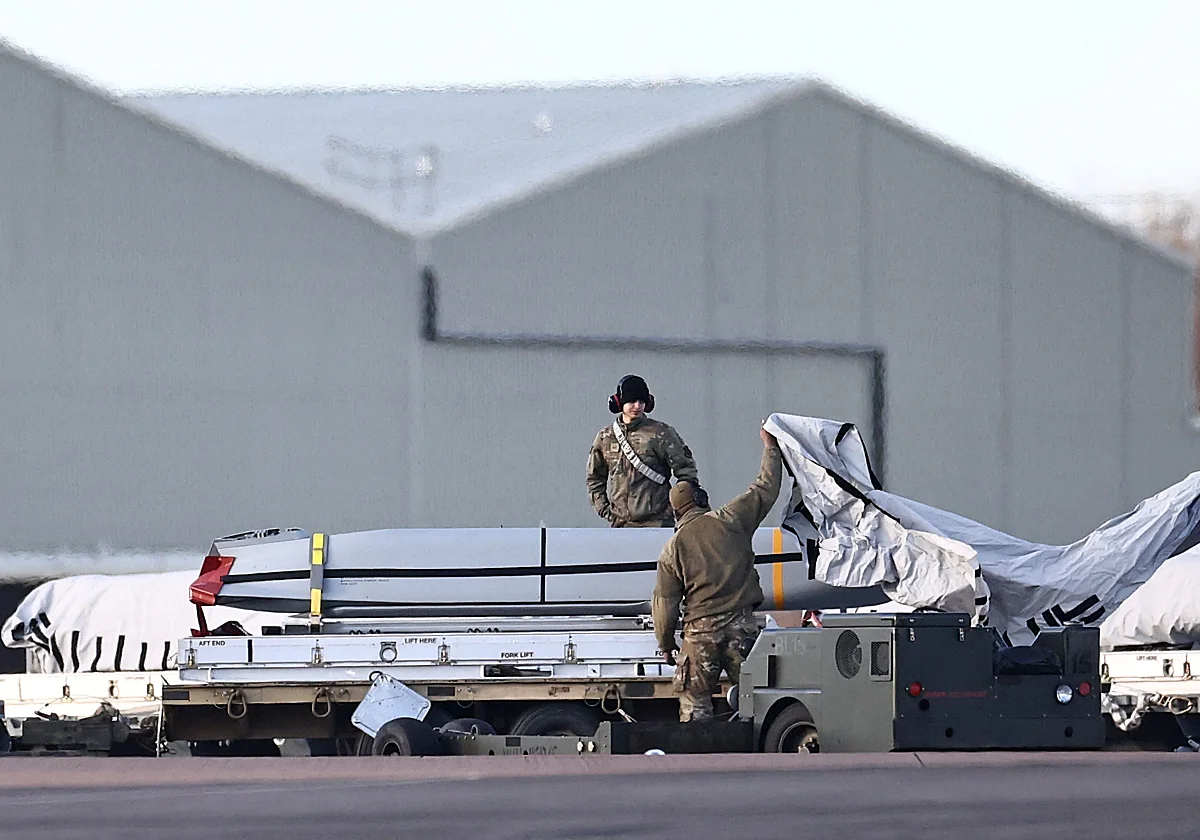 EE UU envía más de 2.000 marines expertos en operaciones anfibias y tres buques de guerra a Oriente Medio