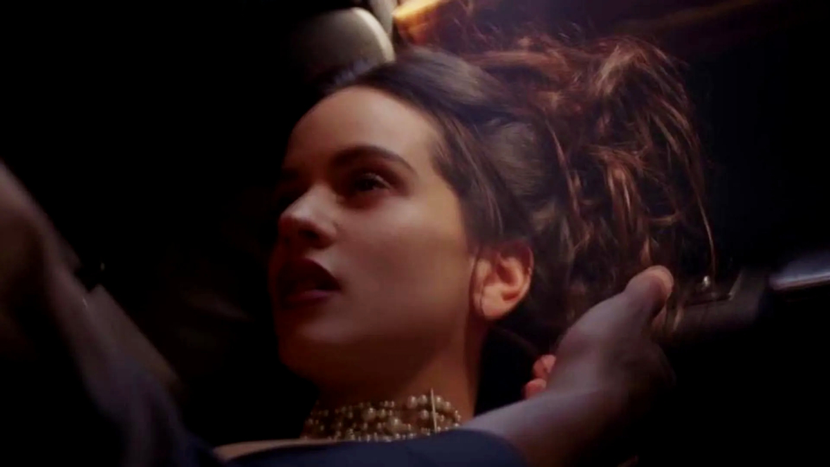 Rosalía rompe su silencio y se disculpa: "Todos me dicen que no haga este vídeo"