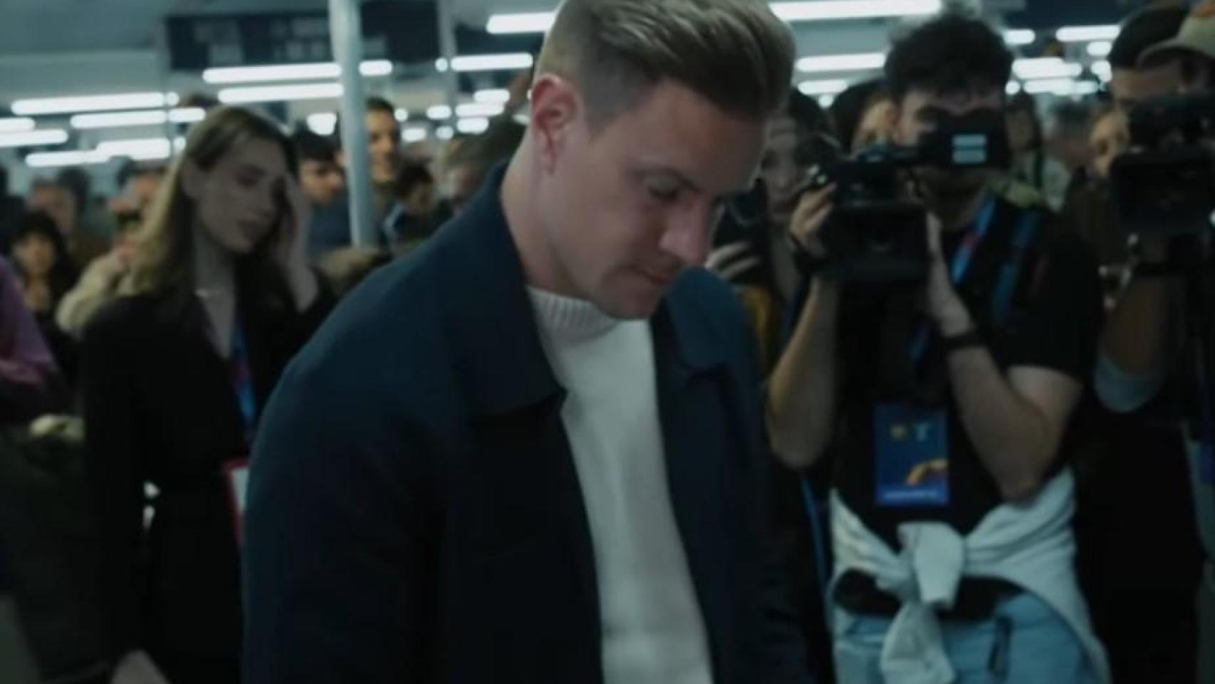 La imagen de las elecciones del Barça: Ter Stegen acude a votar y se queda sin hacerlo tras no aparecer en el censo electoral