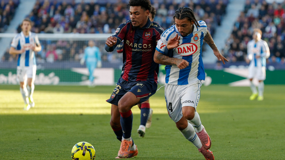 Tundé y Raghouber se apuntan a Vallecas