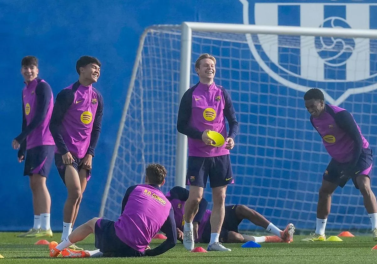 El Barça se aísla del 'caso Negreira' para reforzar el liderato