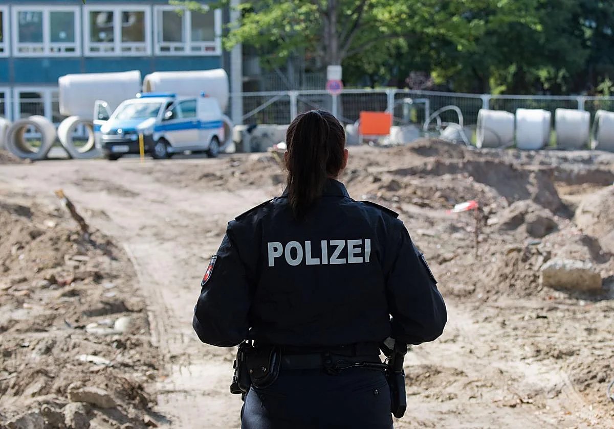 La detonación controlada de una bomba de la Segunda Guerra Mundial causa daños en viviendas de Hanau
