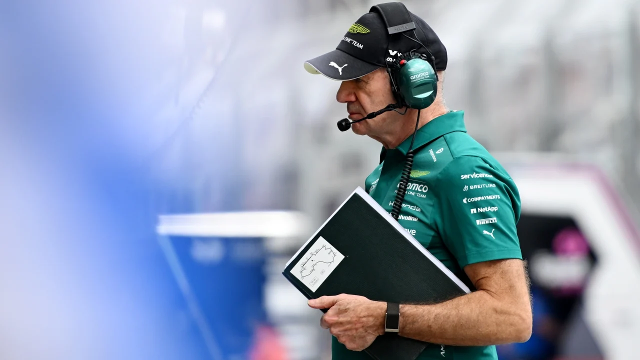 Newey señala problemas repetidos de Red Bull en Aston Martin y reconoce el peaje del mando: “Me distrae un poco”