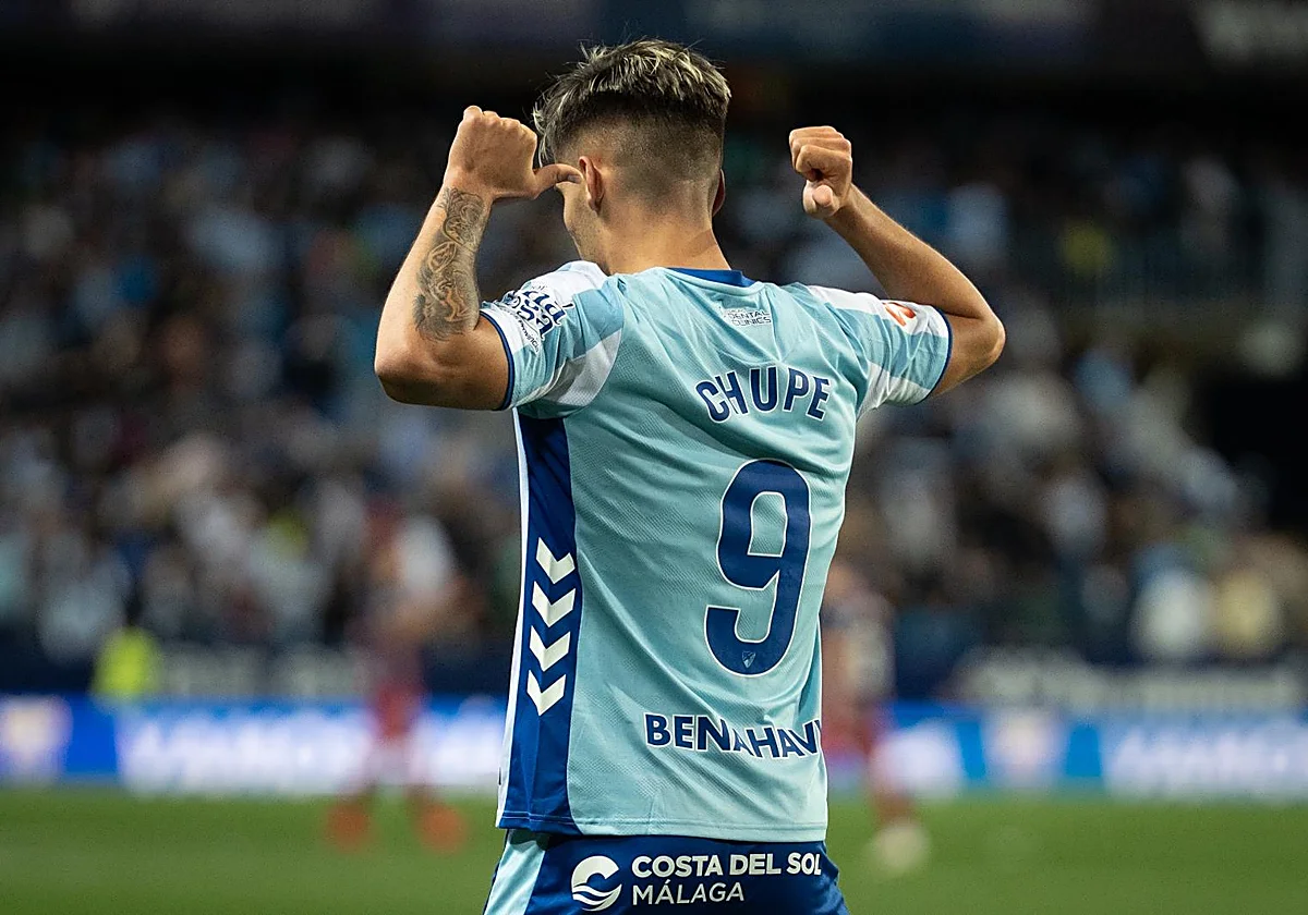 Chupete, autor de un doblete inédito en la historia del Málaga