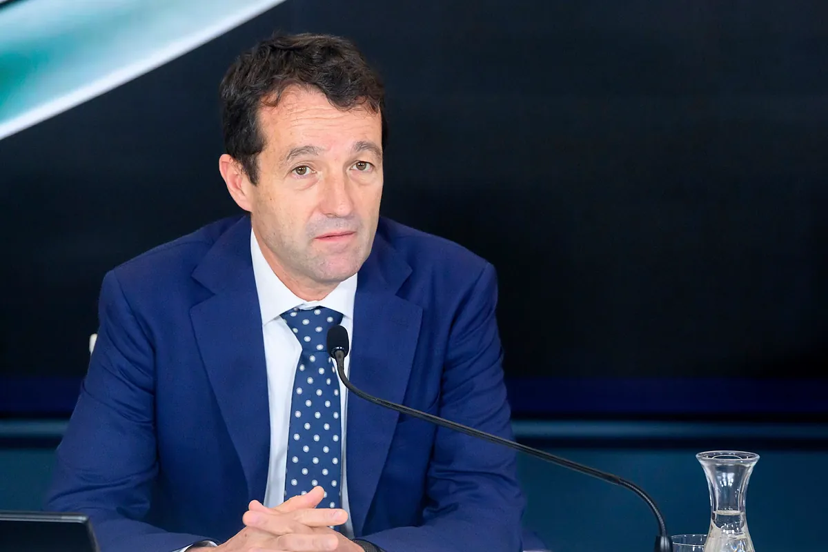 Indra se despeña hasta un 7,5% en Bolsa ante los rumores de salida de su presidente