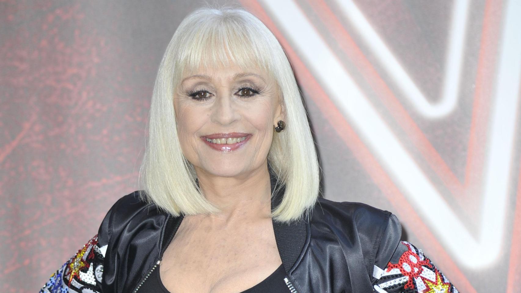 El gran secreto que Raffaella Carrà se llevó a la tumba: tuvo un hijo adoptivo, Gian Luca, que hoy es su heredero universal