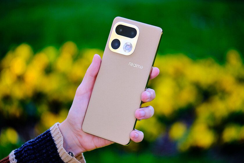 Realme 16 Pro+, análisis: no arriesga ni un poco, pero no hace falta para ser candidato a mejor gama media de 2026