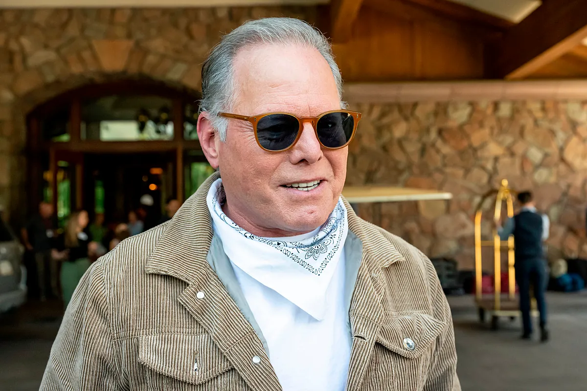 El CEO de Warner Bros, David Zaslav, percibirá más de 700 millones de dólares