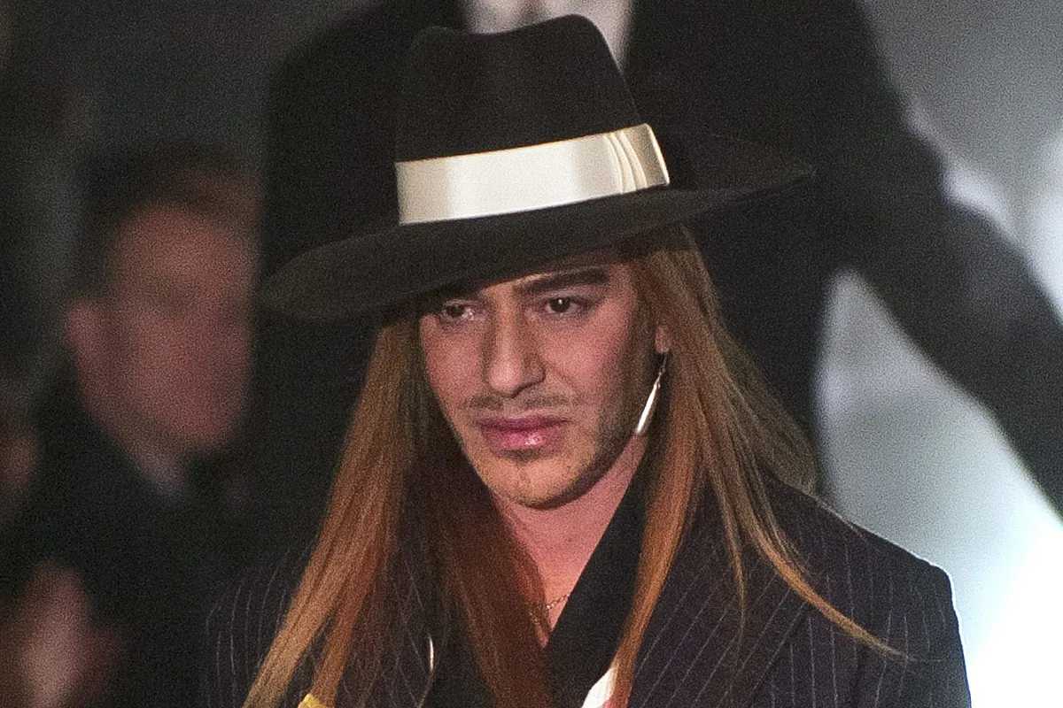 Zara y John Galliano sellan una colaboración creativa