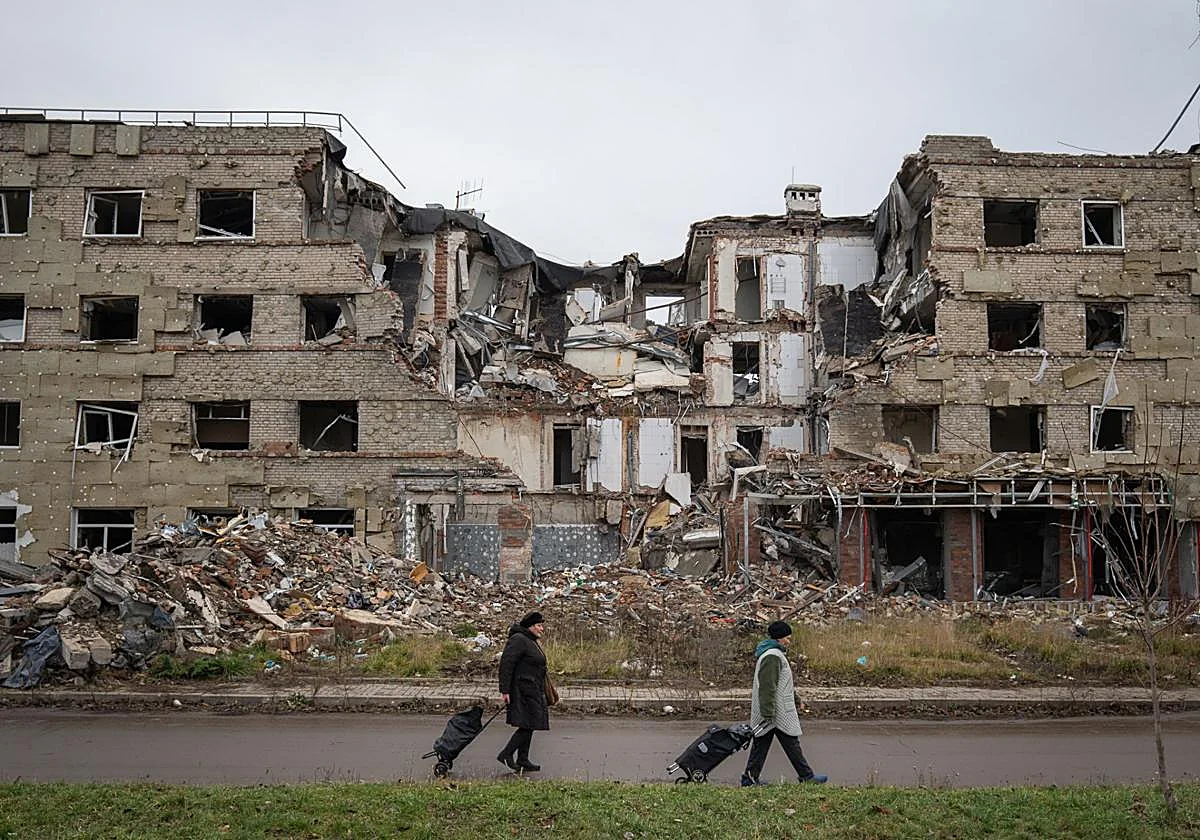 La UE congela de forma permanente los fondos rusos y bloquea el acceso a EE UU