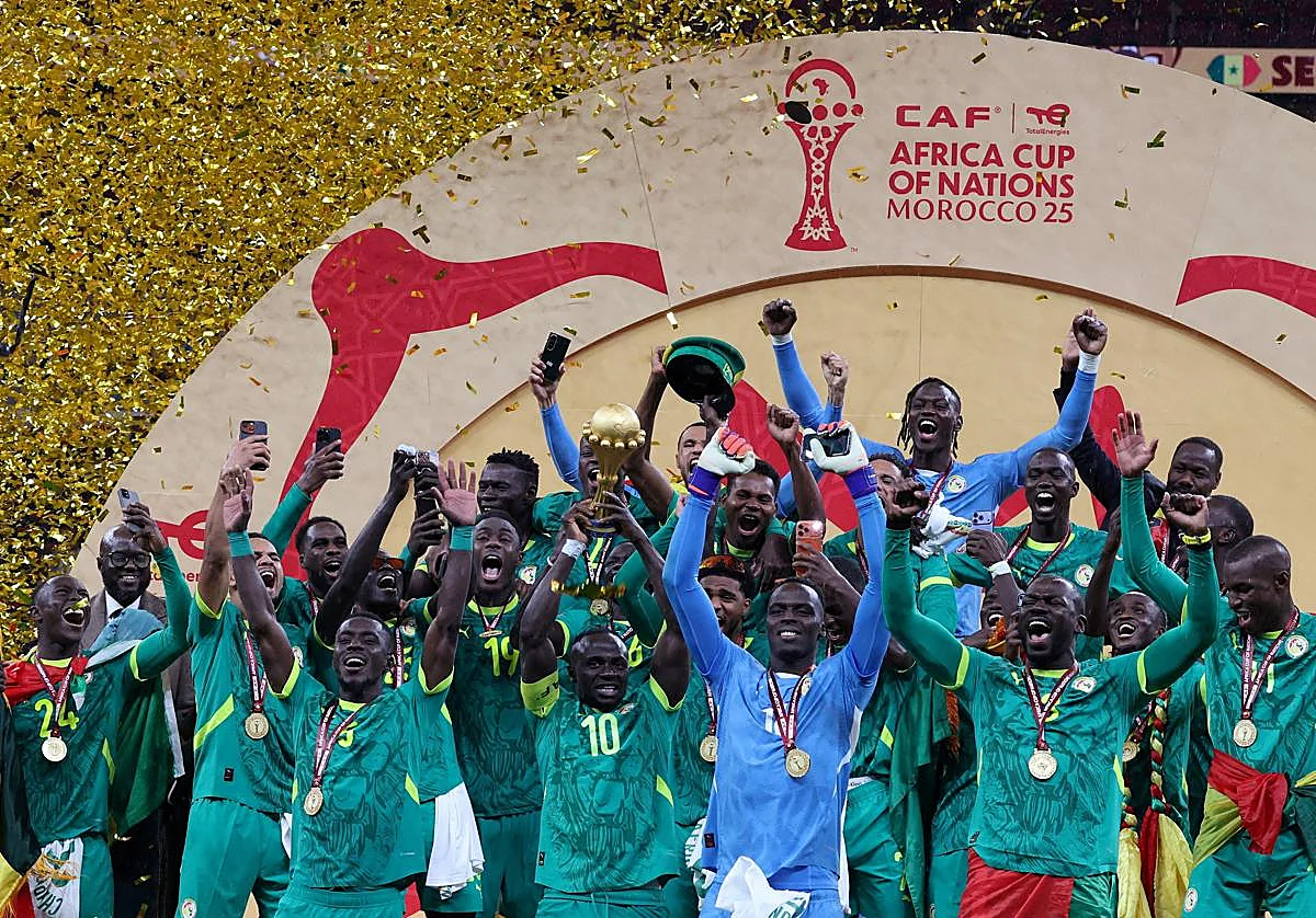La CAF revoca a Senegal el título de campeón de África y se lo da a Marruecos