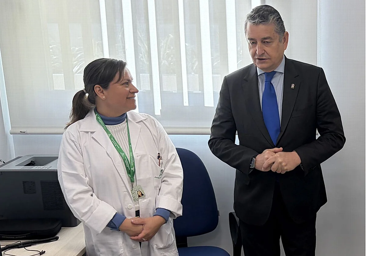 Antonio Sanz: «El hospital de Estepona estará abierto al 80% antes de final de año»