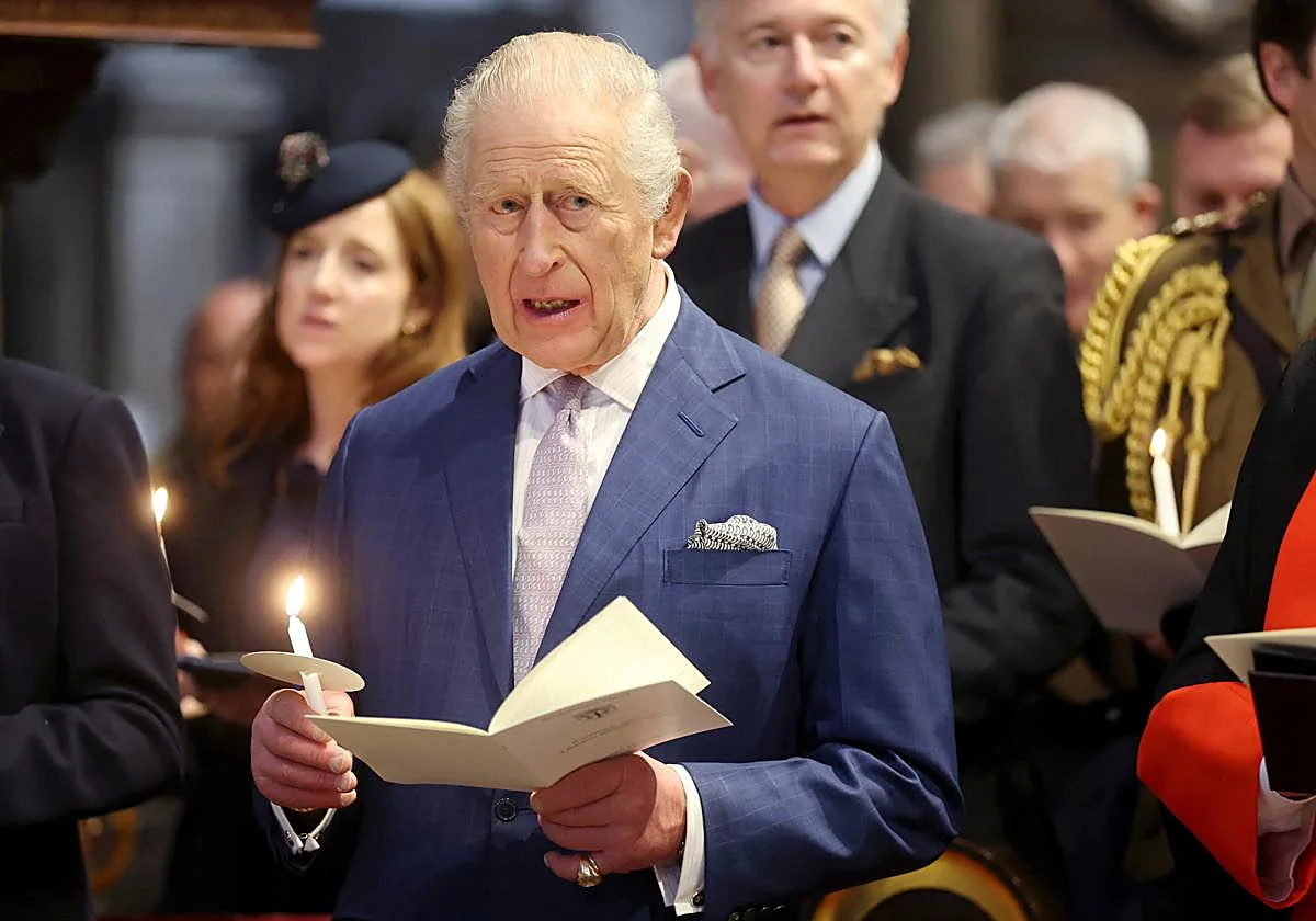 El Rey de Inglaterra anuncia que su tratamiento contra el cáncer se reducirá el próximo año