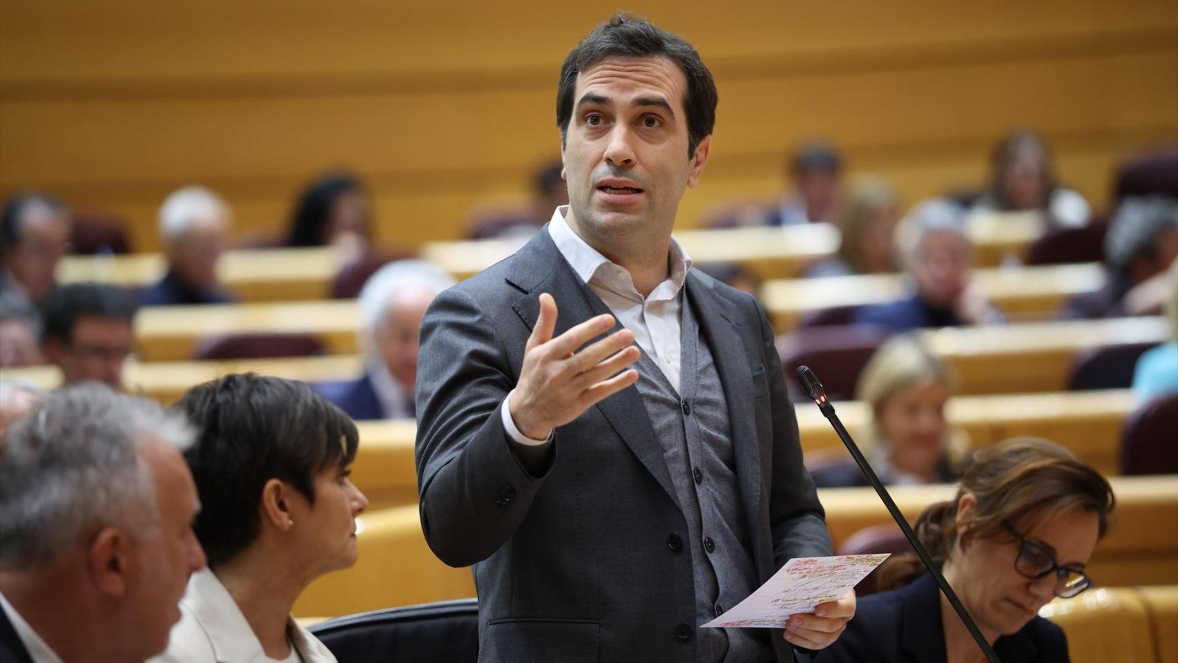 El 'plan Sánchez' por la guerra prevé quitar el impuesto del 5% a la electricidad y que parte del recibo lo paguen las petroleras