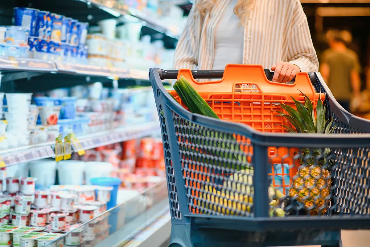 Alimentos en guerra: alarma en el campo, vendedores conteniendo márgenes, consumidores vigilando los precios...