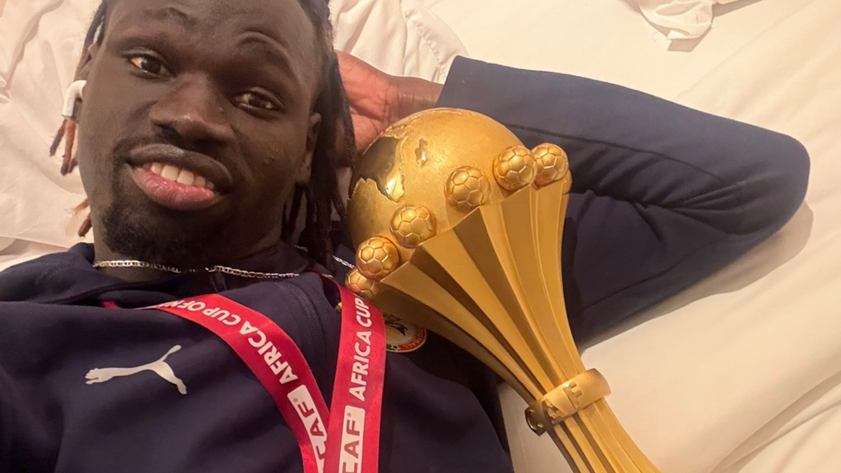 Pathé Ciss se mofa de Marruecos<br>