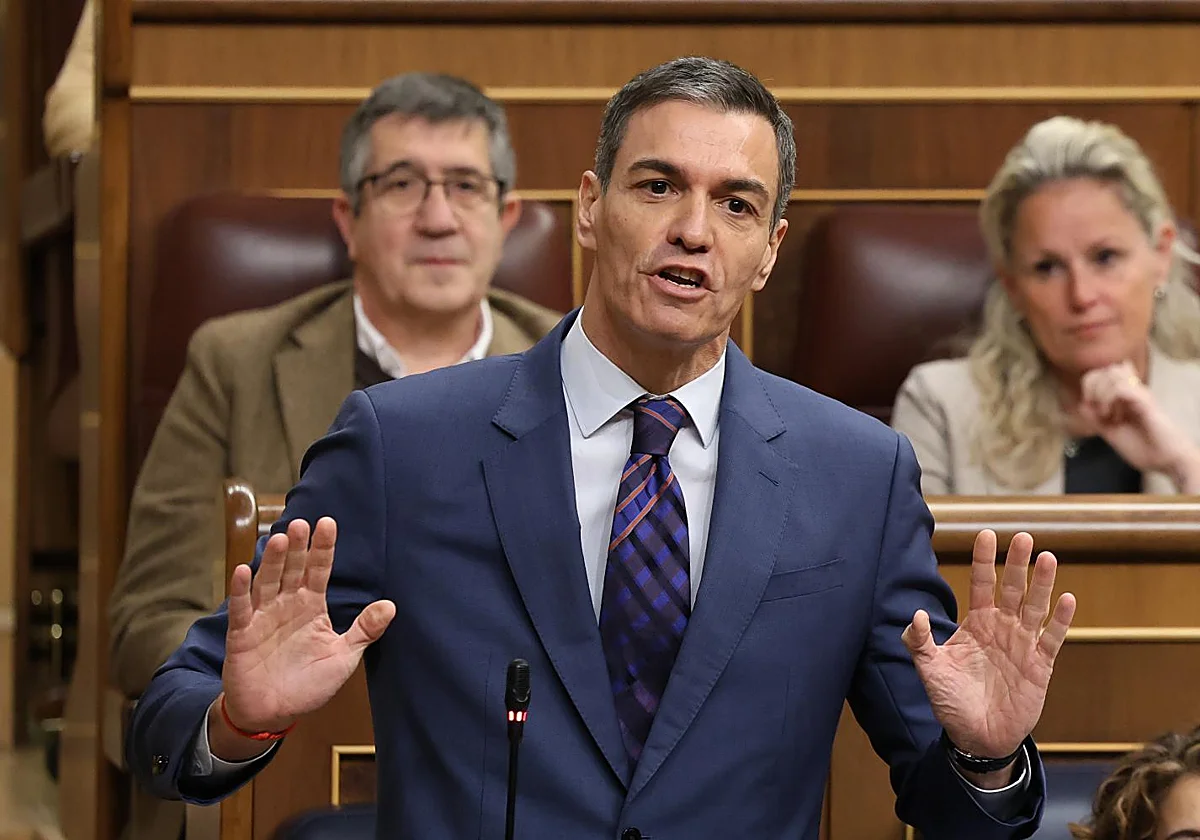 Feijóo anticipa a Sánchez su voto en contra del plan anticrisis si apuesta por un «decreto ómnibus»