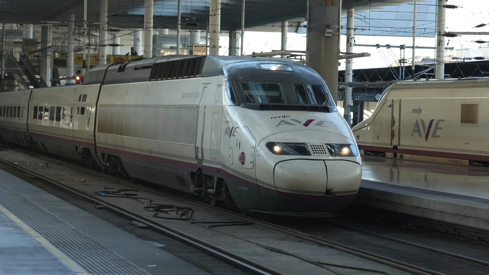 Una incidencia en la señalización provoca «retrasos en los trenes de alta velocidad con origen y destino Madrid»