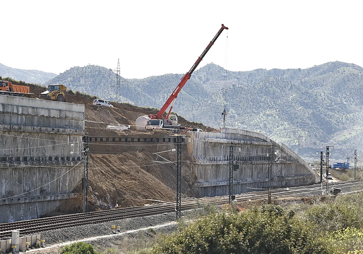 How to travel between Madrid and Malaga this Easter: rail delays and alternatives