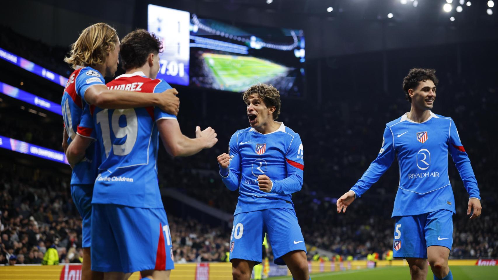 El Atlético de Madrid evita el susto ante el Tottenham y se cita con el Barça en los cuartos de final de la Champions League