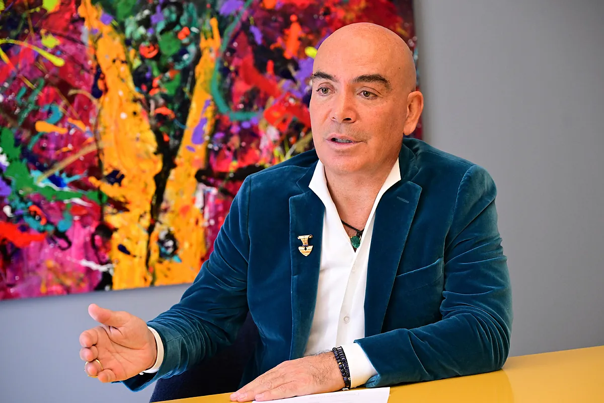 Enrique Sarasola: "Room Mate busca activamente hoteleras para comprar"